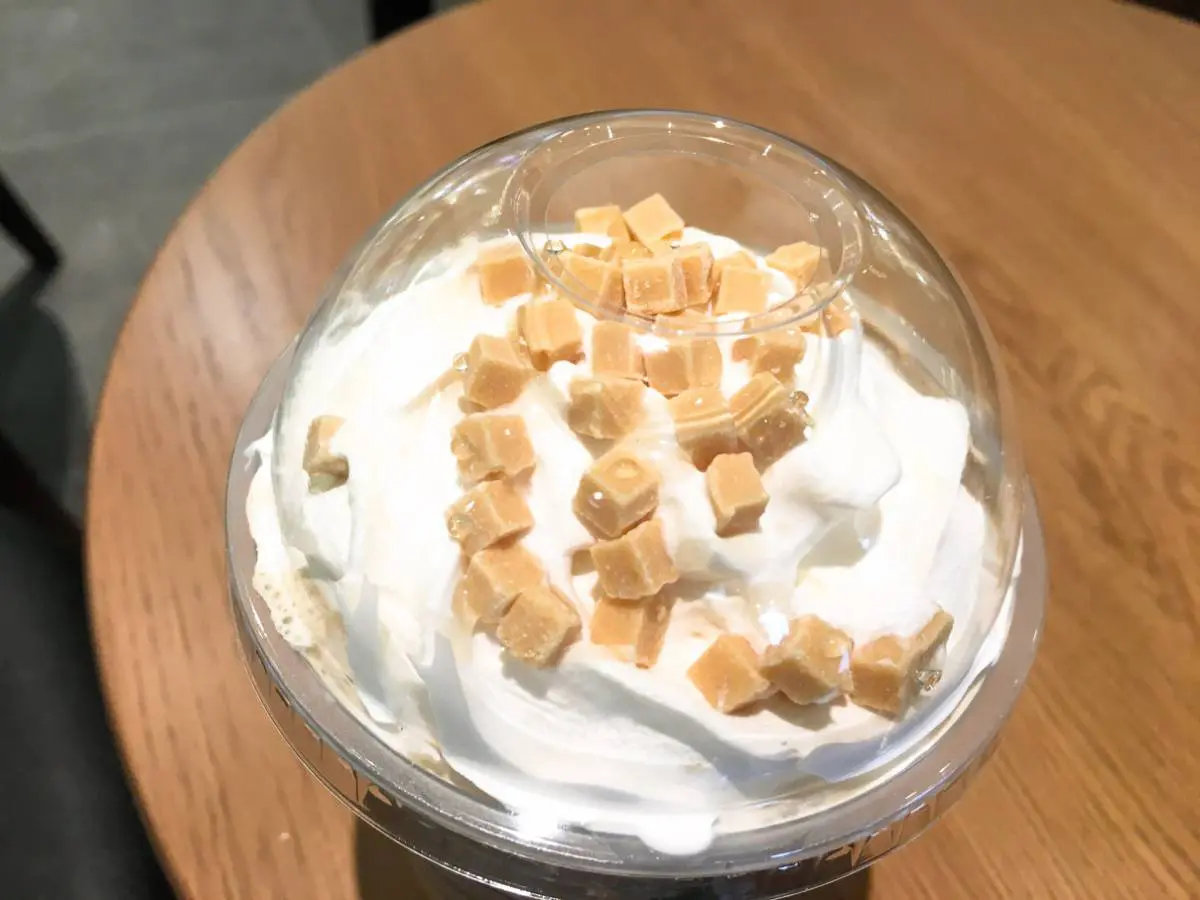 海外限定　スターバックス　ピンパッジ　非販売  チェリーフラペチーノ 海外限定 スターバックス ピンパッジ 非販売 チェリーフラペチーノ