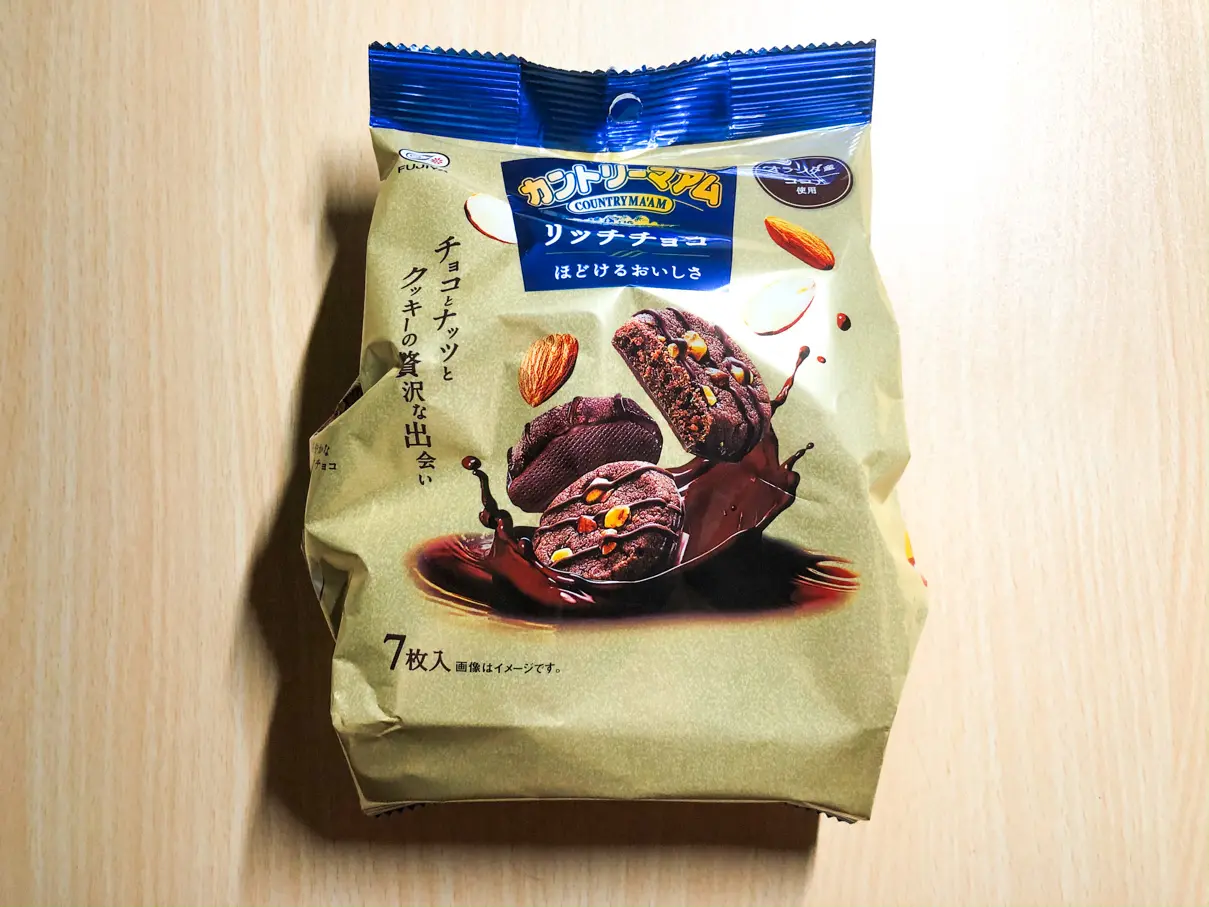 不二家の カントリーマアム リッチチョコ を食べてみた Ariill Design