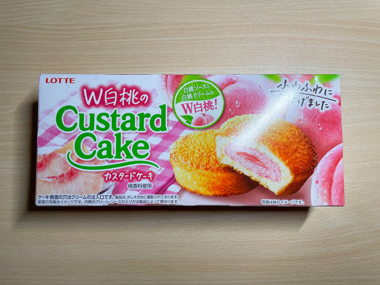 Ｗ白桃のカスタードケーキ